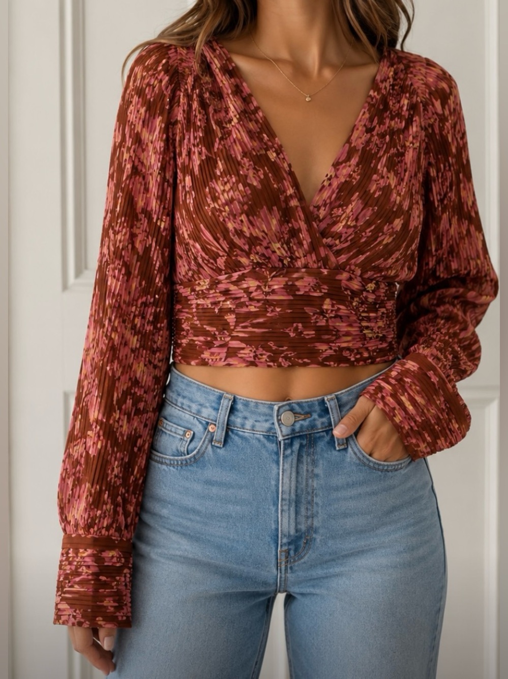 Astr Rust and Pink Floral V-Neck Pleated Long-Sleeve Top